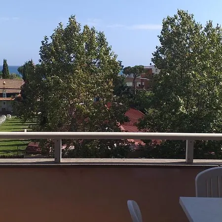 Vista Mare, 100mt Dall'ospedale Pediatrico, A 200mt Dal Mare, 1h Da Roma Termini * Santa Marinella