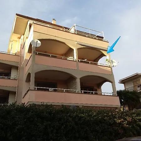 Vista Mare, 100mt Dall'ospedale Pediatrico, A 200mt Dal Mare, 1h Da Roma Termini Santa Marinella